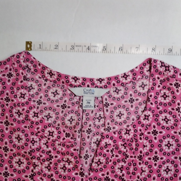 Croft & Barrow women's split neck sleeveless top - Picture 7 of 10